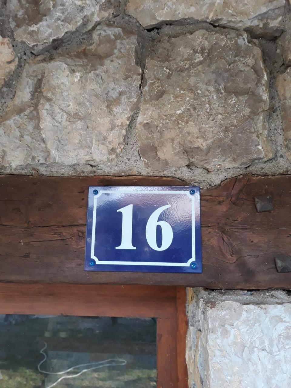 Guesthouse Vukasevic เวียร์ปาซาร์ ภายนอก รูปภาพ
